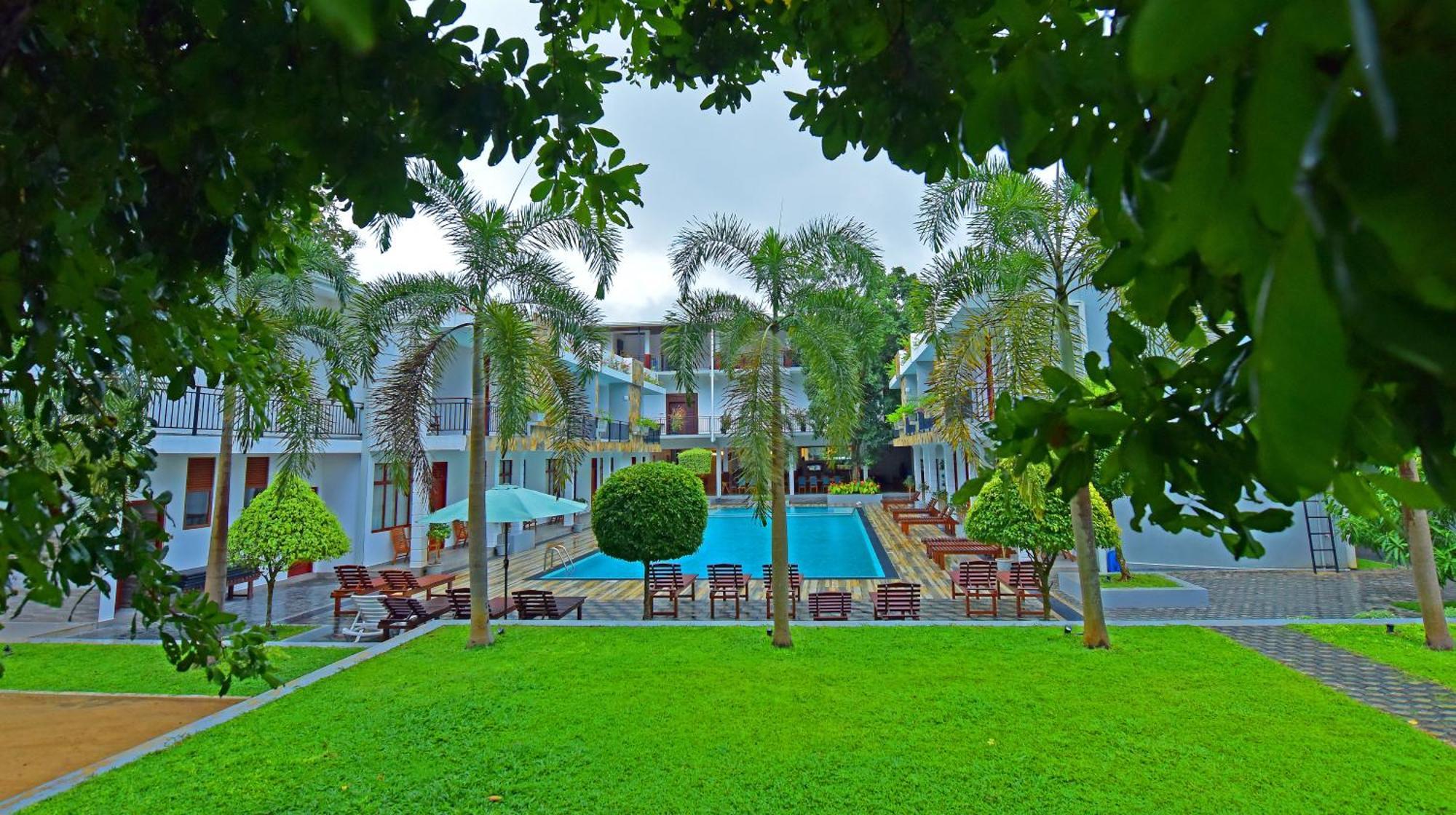Royal Reach Udawalawe Hotel Luaran gambar